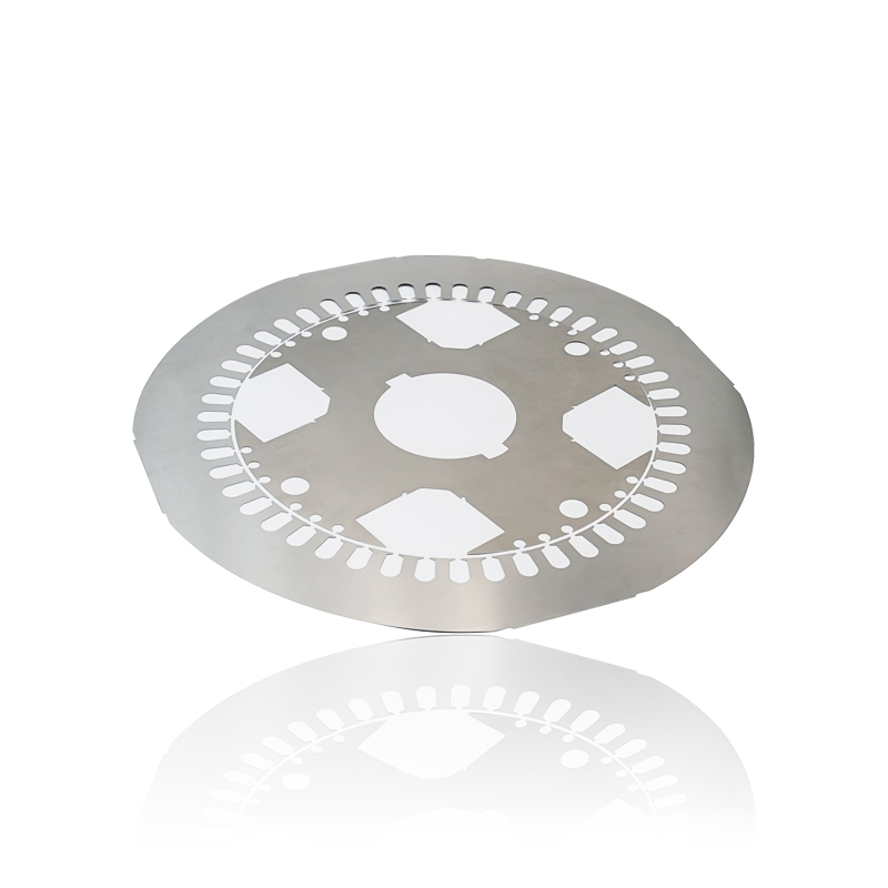 Jaké jsou klíčové výkonnostní výhody použití jádra statoru motoru s generátorem elektrického vozidla ve srovnání s konvenčními konstrukcemi statoru?